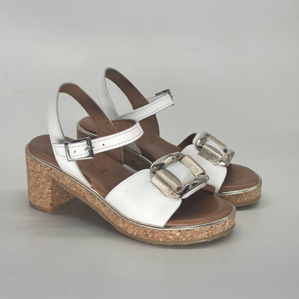 Sandalias tacón medio Bergamo Petite blanca · Talla 33 y 34 para mujer