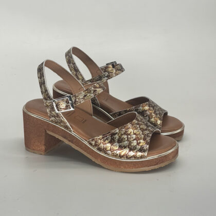 Sandalias número 33 y 34 tacón medio Capri Petite multicolor
