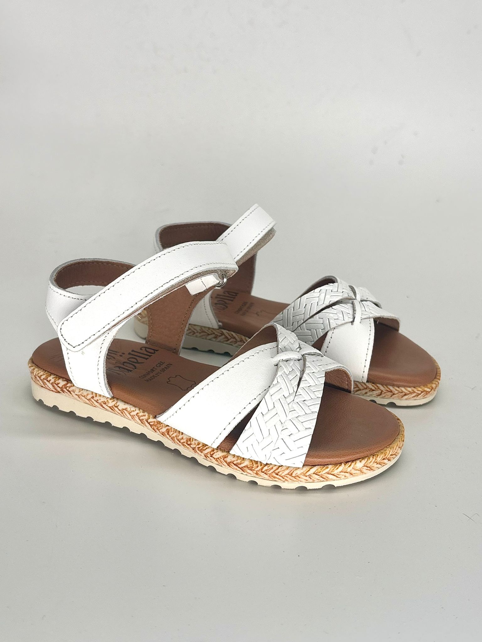 Sandalias planas de color blanco en piel para mujer LUCCA