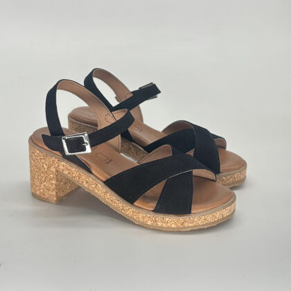Sandalias talla 33 o 34 con tacón medio Noto Petite en negro y amarillo