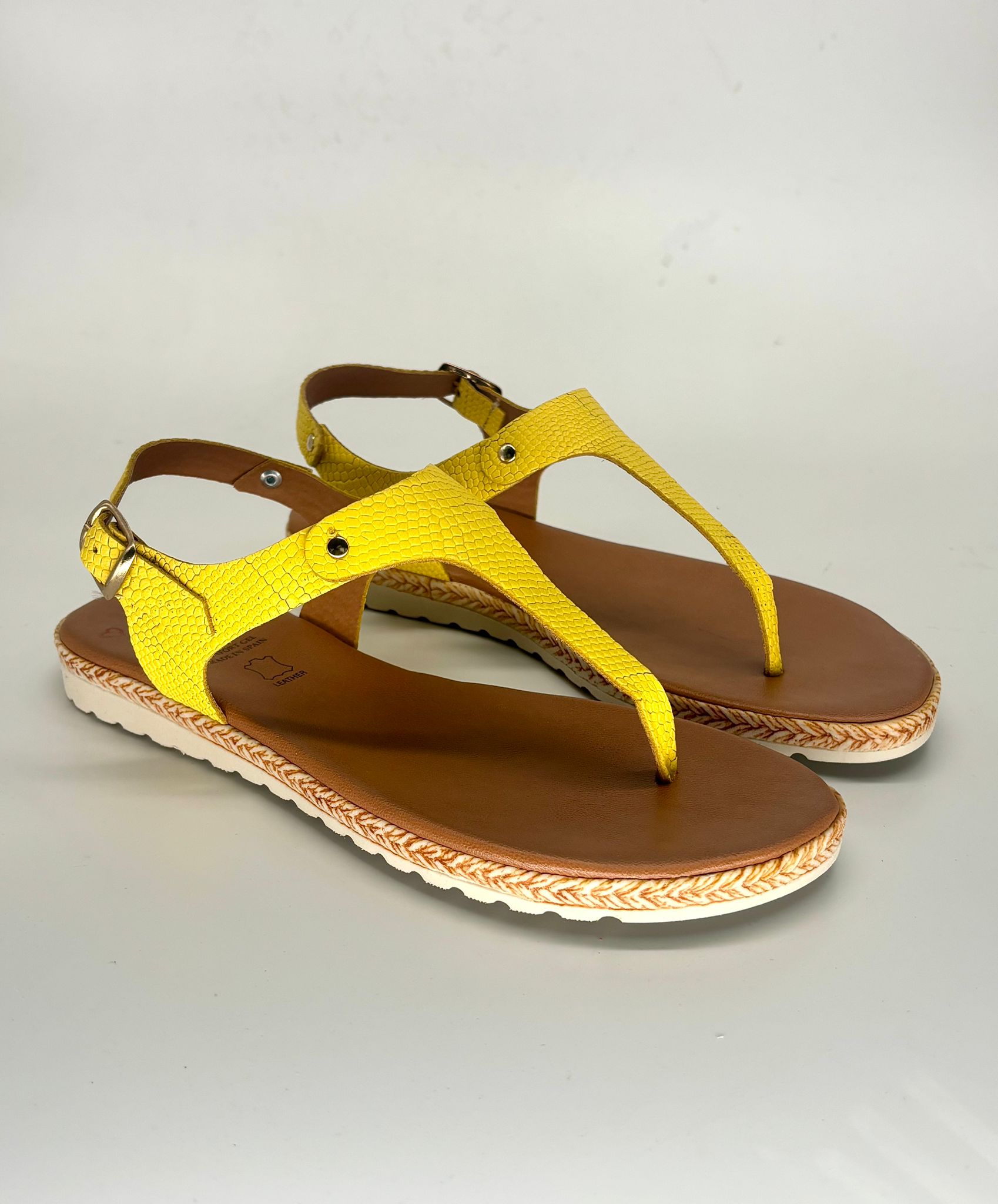 Sandalias blancas planas de piel para mujer ROMA - Imagen 9
